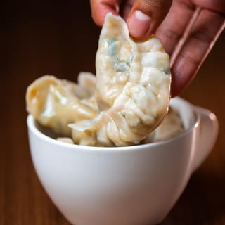Halal Veggie Momos (8 Piece)